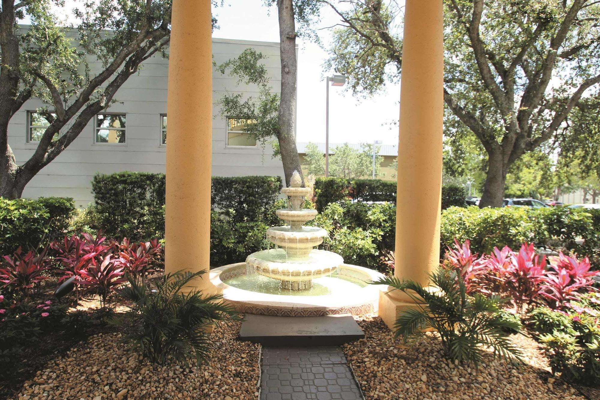 La Quinta By Wyndham West Palm Beach Airport Exterior photo